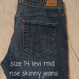 Levi sz 14 mid-rise skinny jeans
